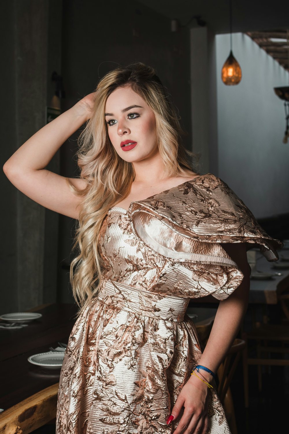 Vestido feminino elegante para ocasião especial